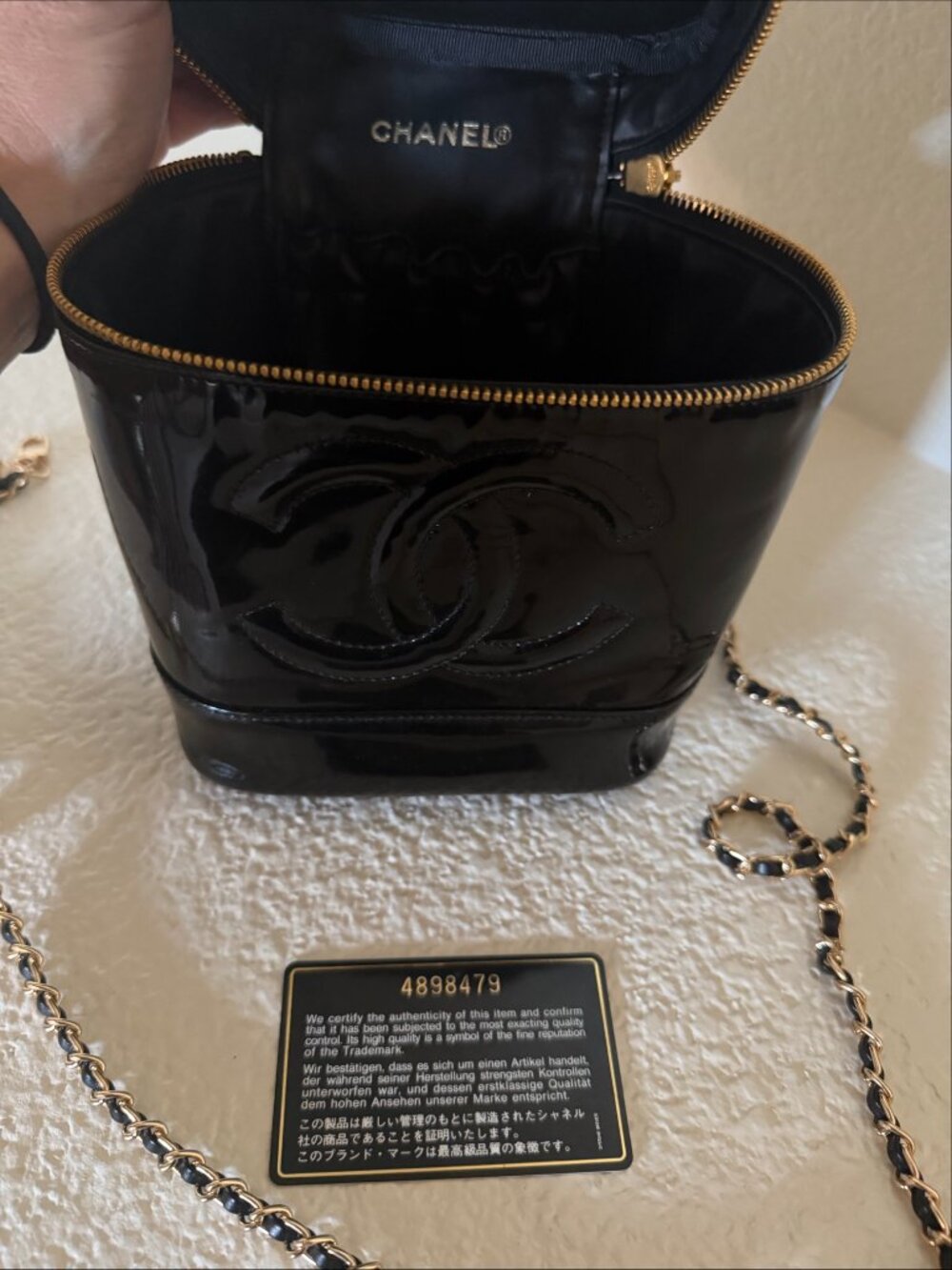 Chanel Patent Leather Makeup Vanity with chain - Picture 4 of 4